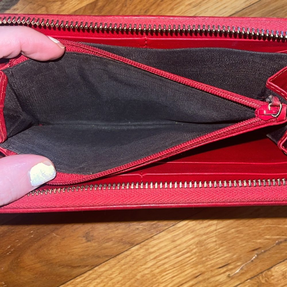Gucci Guccissima Red Leather Wallet - great condition - Picture 6 of 7